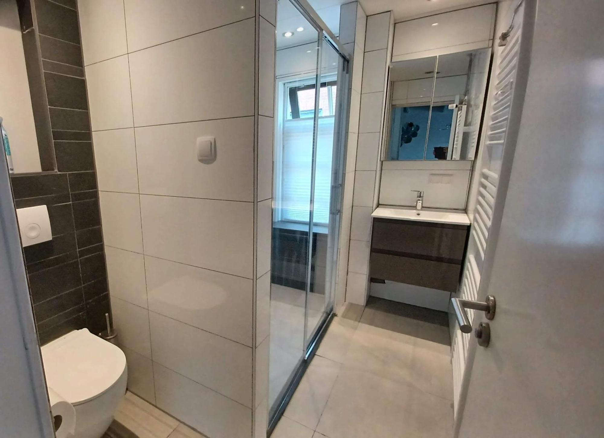 Karakteristiek Huis In Centrum Winsum Met Nieuwe Badkamer المظهر الخارجي الصورة